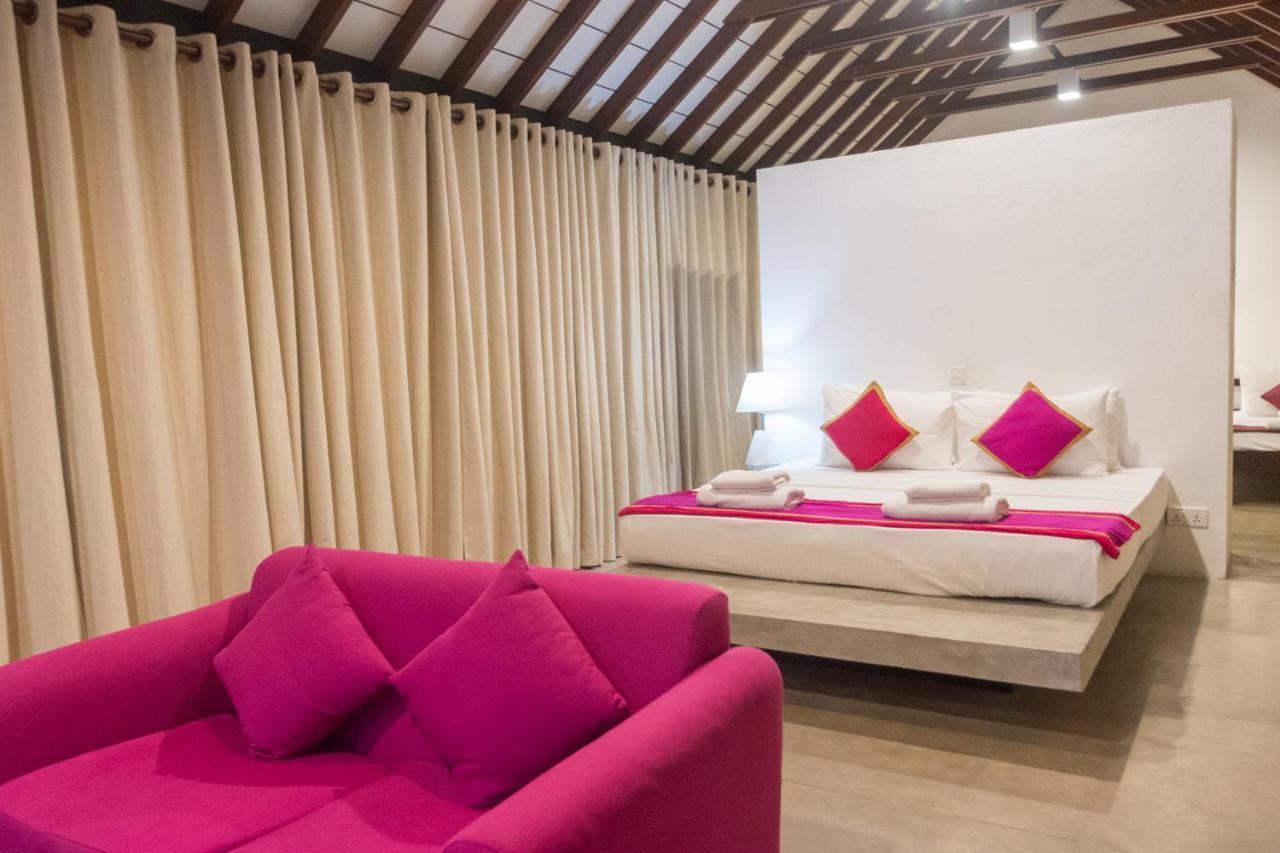 Bed and Breakfast Om Shambhala Colombo Exterior foto